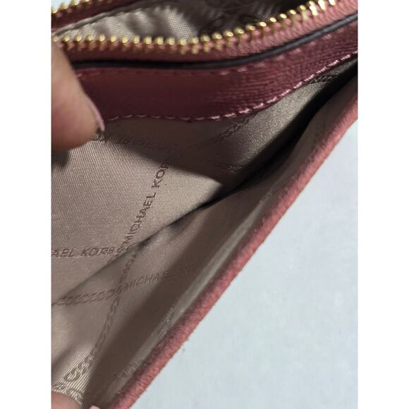 Michael Kors Card Wallet - Picture 5 of 8